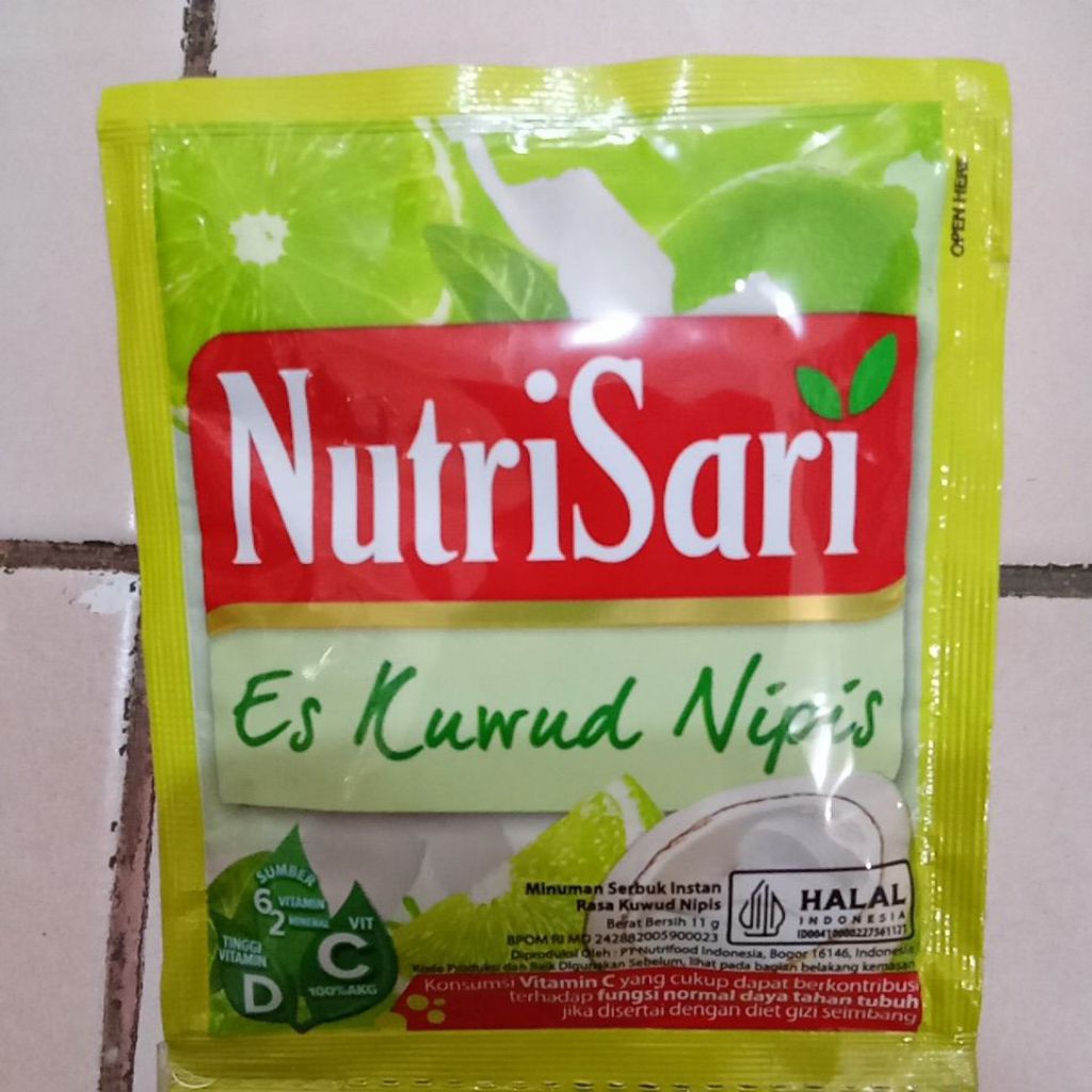 

NutriSari Rasa Es Kuwud Jeruk Nipis Renteng Isi 10 Sachet 11gr