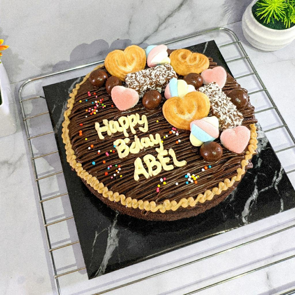 

KUE TART ULANG TAHUN BULAT DIAMETER 18CM BROWNIES KUKUS COOKIES KUE ULTAH HBD HAPPY BDAY ANNIVERSARY