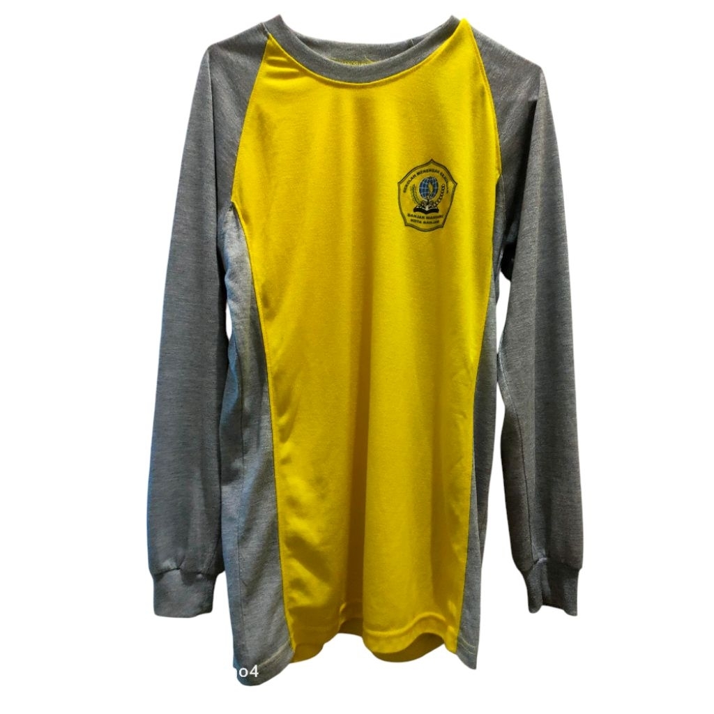 Seragam Olahraga Preloved Bekas