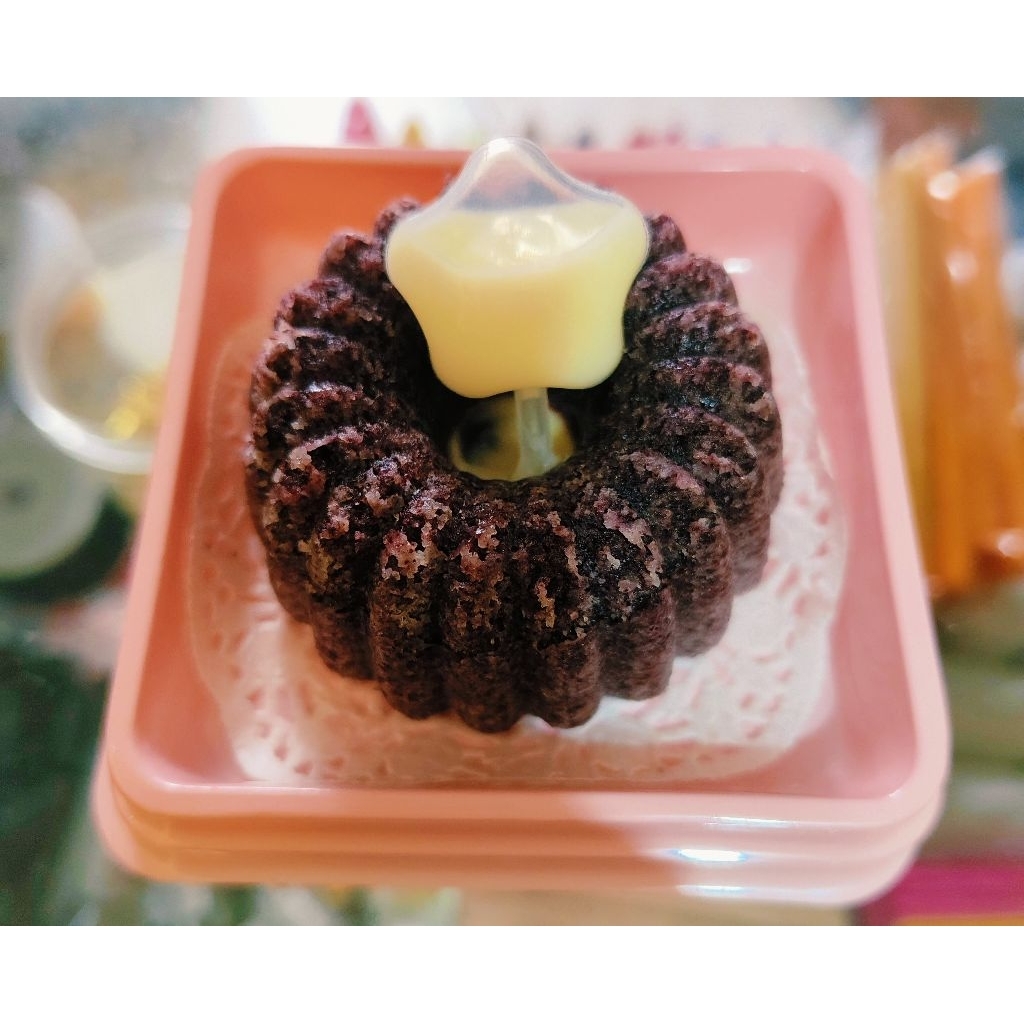 

Bolu Ketan Hitam Keju Lumer mini pack ukuran diameter 6,5cm