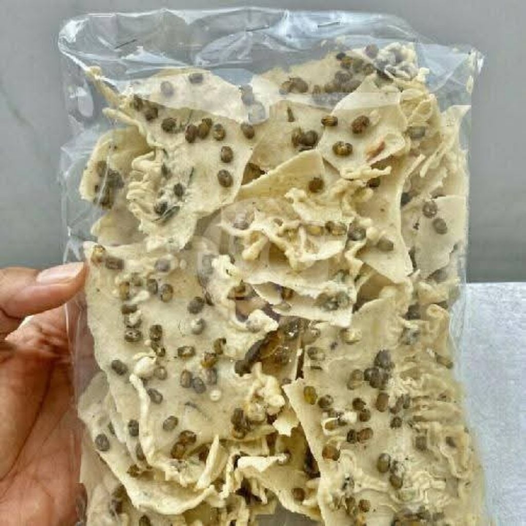 

peyek kacang hijau