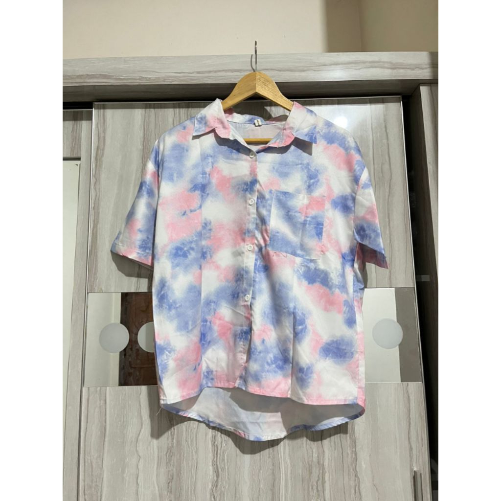 Kemeja Silk Tie dye