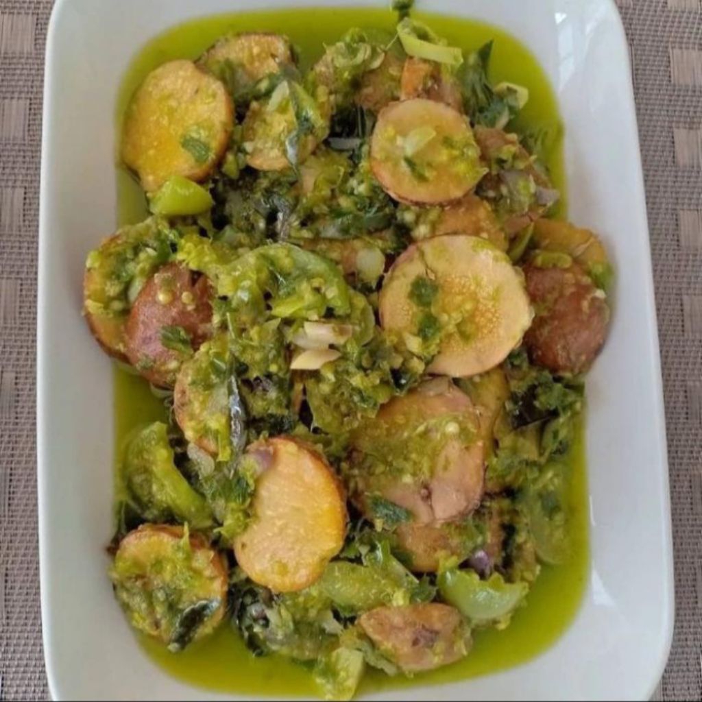 

Jengkol Balado Merah / Lado Mudo Cabe Hijau