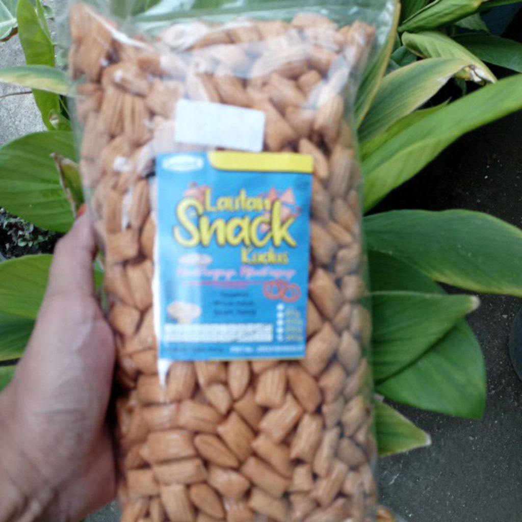 

jajan ngemil /snack 500gr