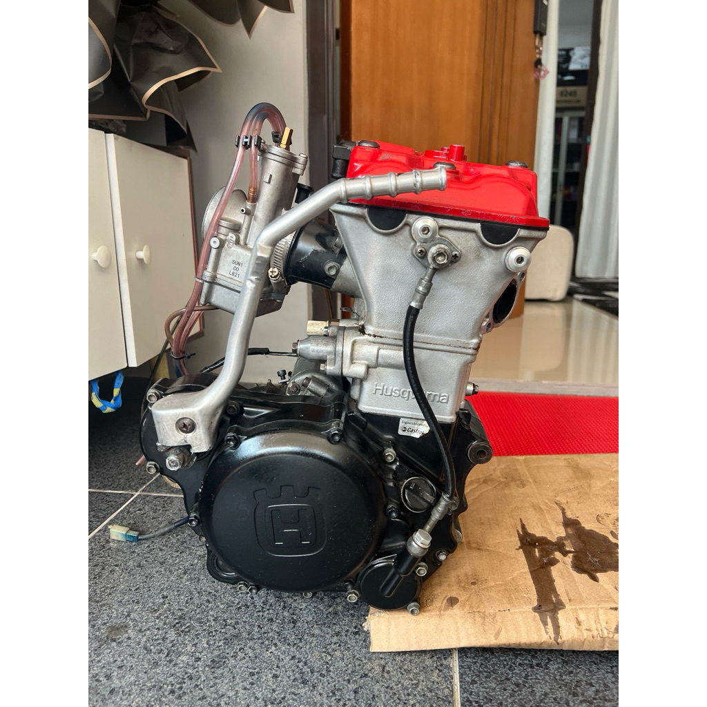 Mesin Motor Trail Supermoto Husqvarna 250 cc 2013