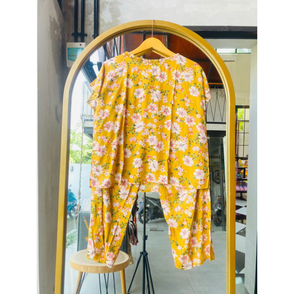 One Set Namira (non busui)