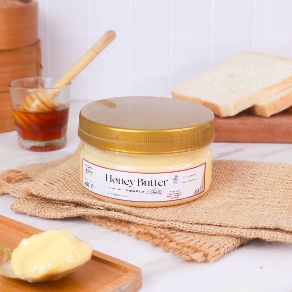 

Dapoer Natasya - Honney Butter Original | With Cinnamon | Full Butter | Premium Quality | 100% Butter Newzeland (150 gr)