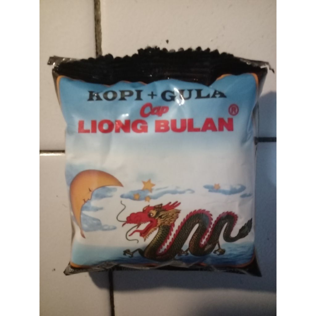 

Kopi hitam Cap Liong Bulan