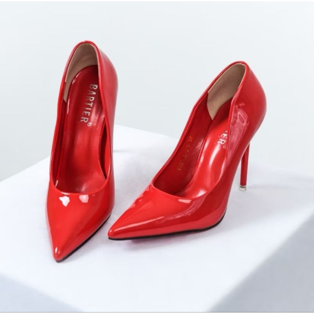 Bartier Heels - Red