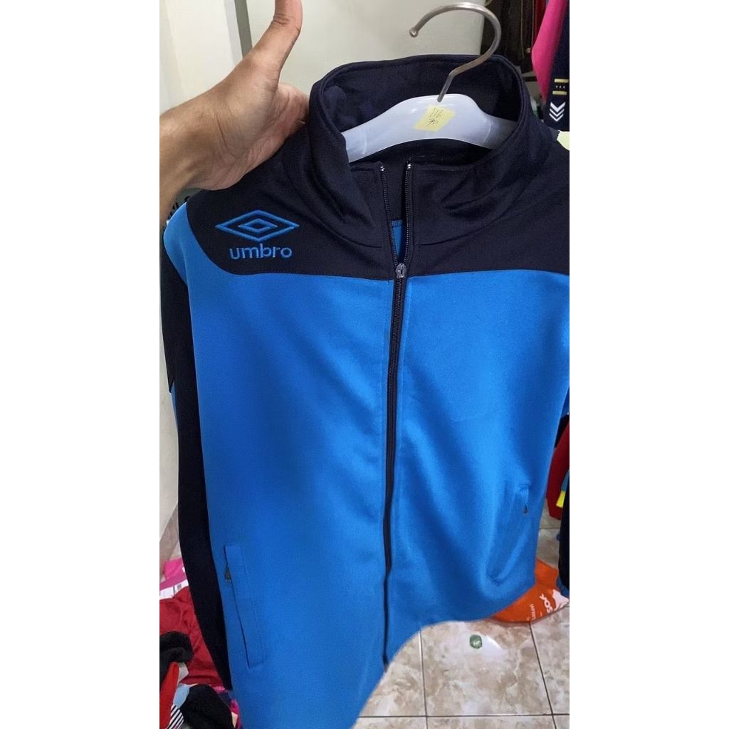 tracktop Umbro minusan