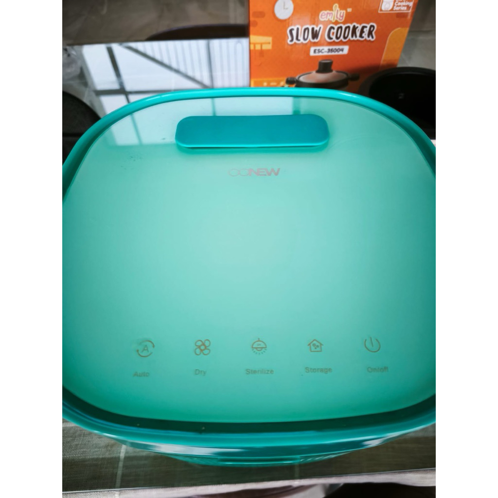 Preloved Oonew UV sterilizer and dryer