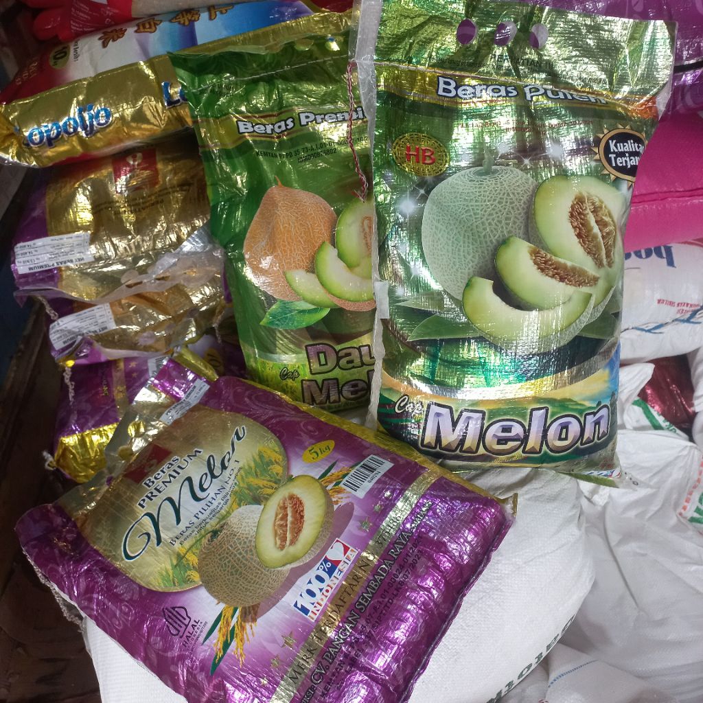 

Beras DAUN MELON 5kg wangi | Beras cap melon | Beras kemasan 5kg beras pulen wangi.