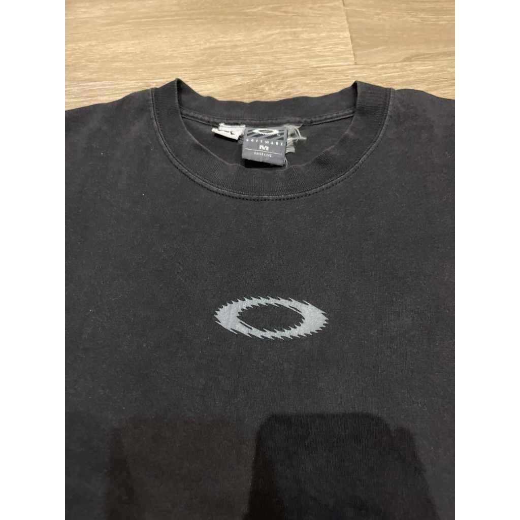 oakley 00s software shirt