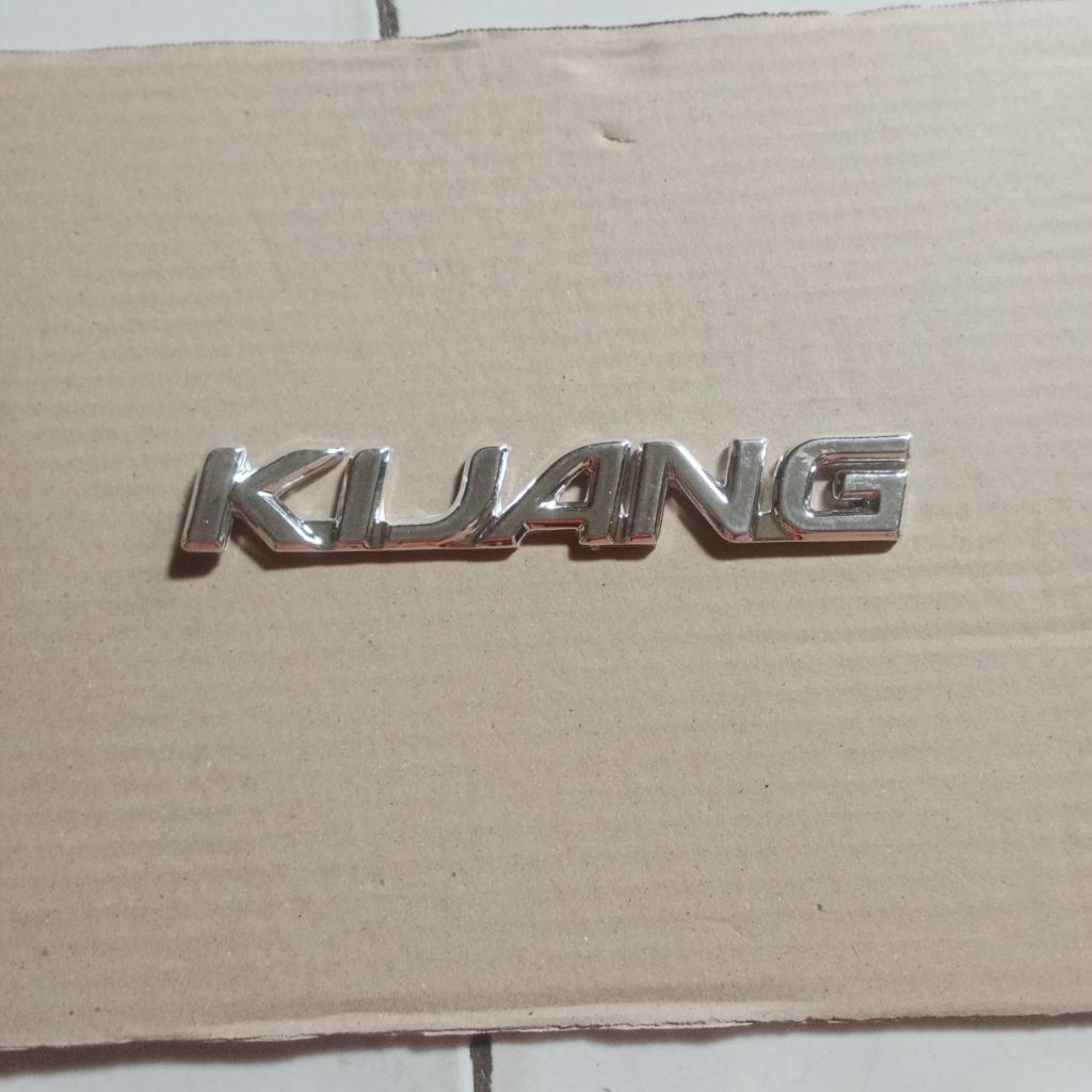 Emblem samping kijang kapsul crom