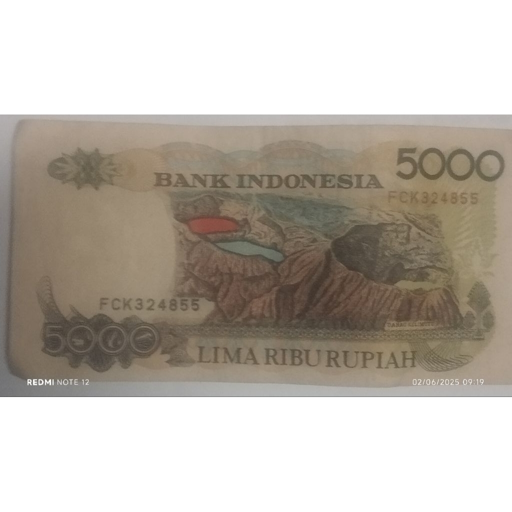 uang kertas jadul 5000 asli keluaran Bank