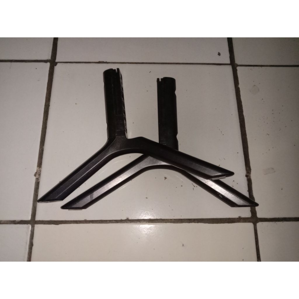 kaki tv Samsung UA55NU7300K plus baut