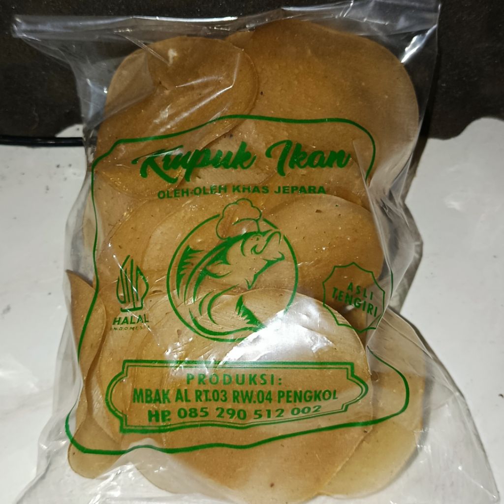 

KERUPUK TENGIRI (Rasa ikan Tengiri asli) MENTAH