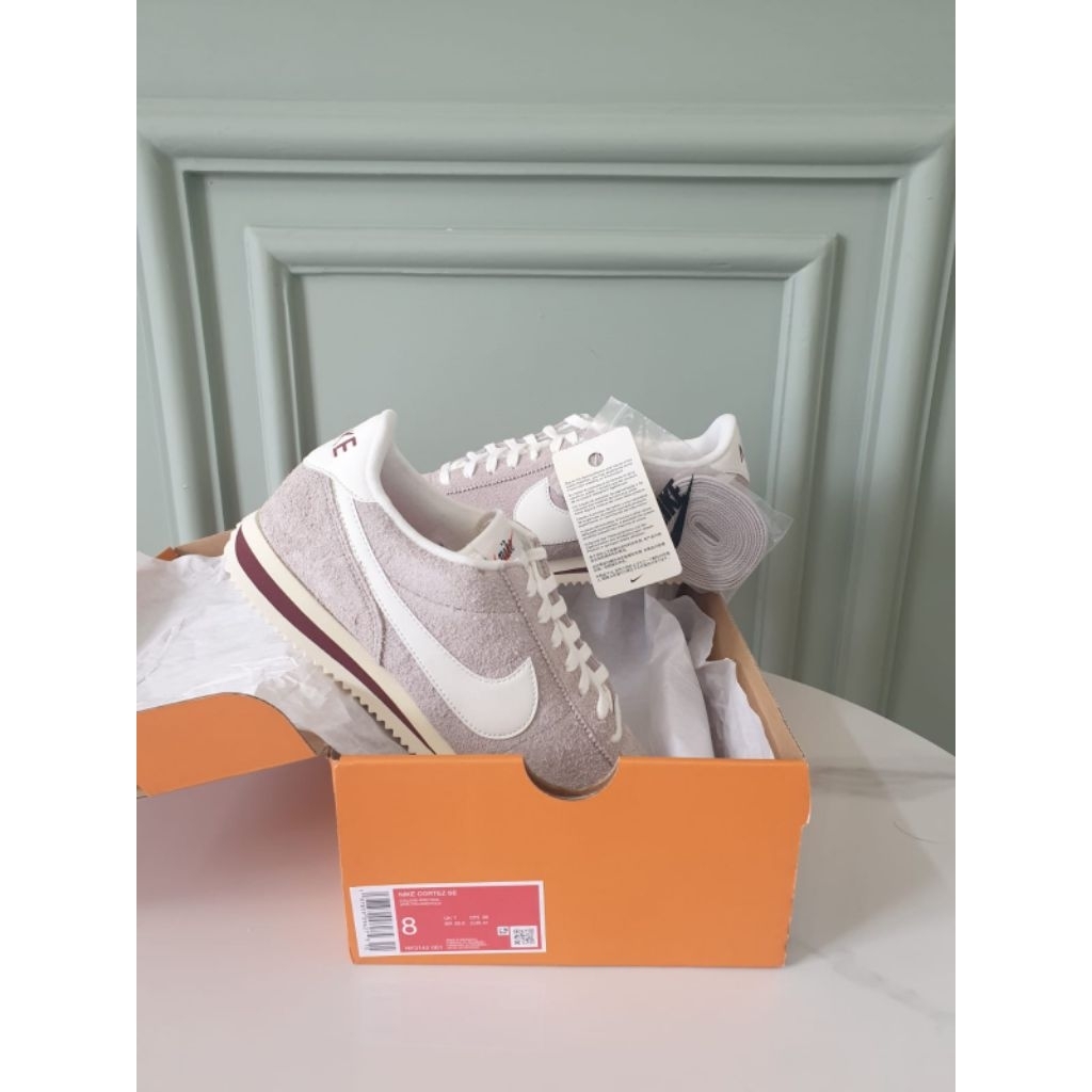 Sepatu Nike Cortez Se Suede College Grey Original