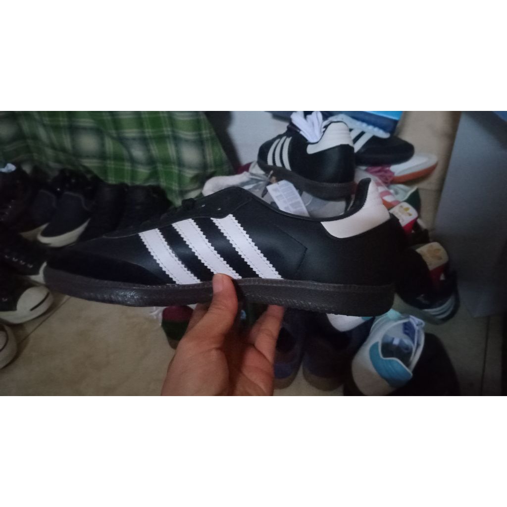 

Lable stickee barcode addds