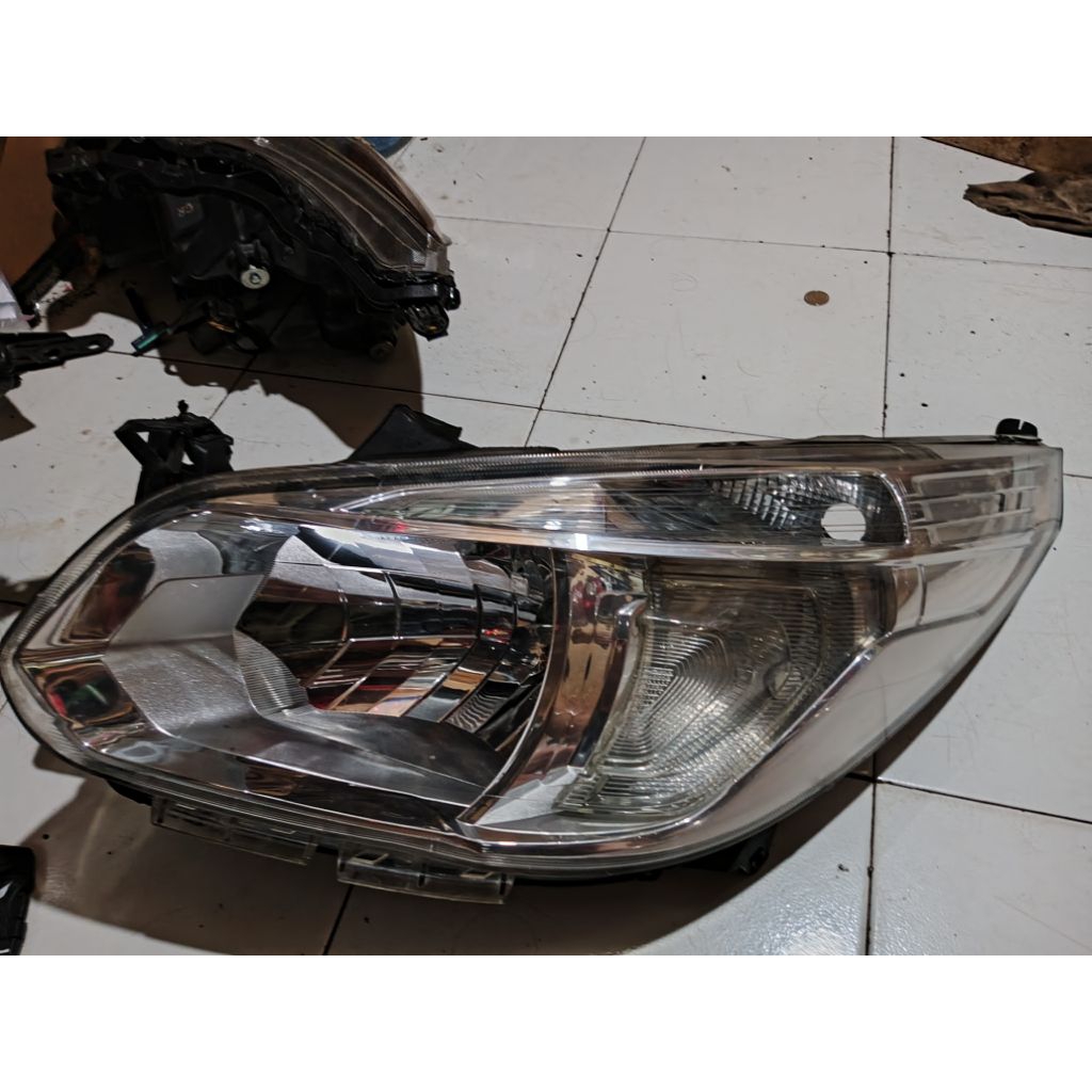 juwal headlamp lampu depan (chevrolet spin.LTZ) original/kiri