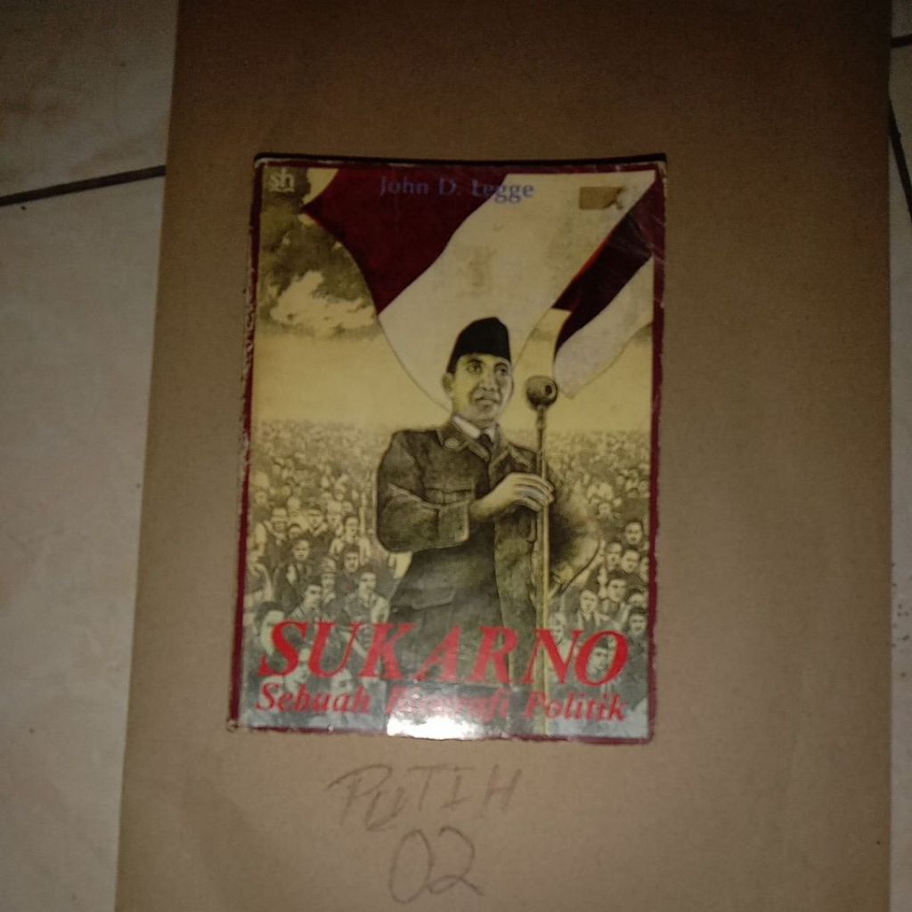 BUKU SUKARNO SEBUAH BIOGRAFI POLITIK