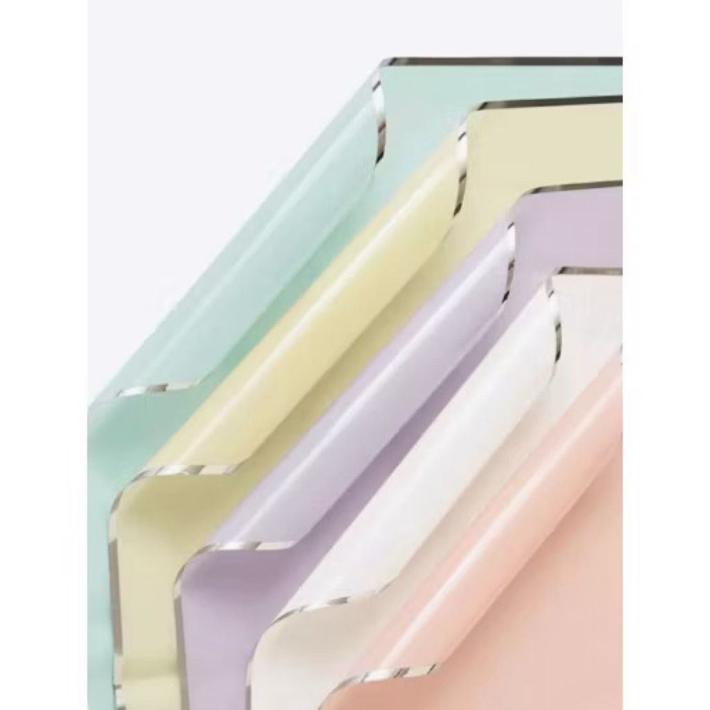 

DeraflowerStore - 20 lembar kertas wrapping list silver Cellophane /kertas buket /pembungkus