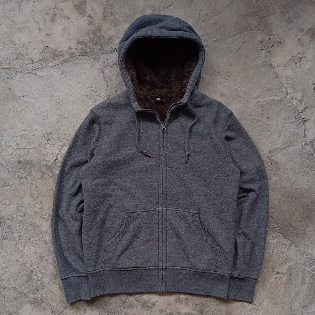 Uniqlo Sherpha ZipHoodie Grey