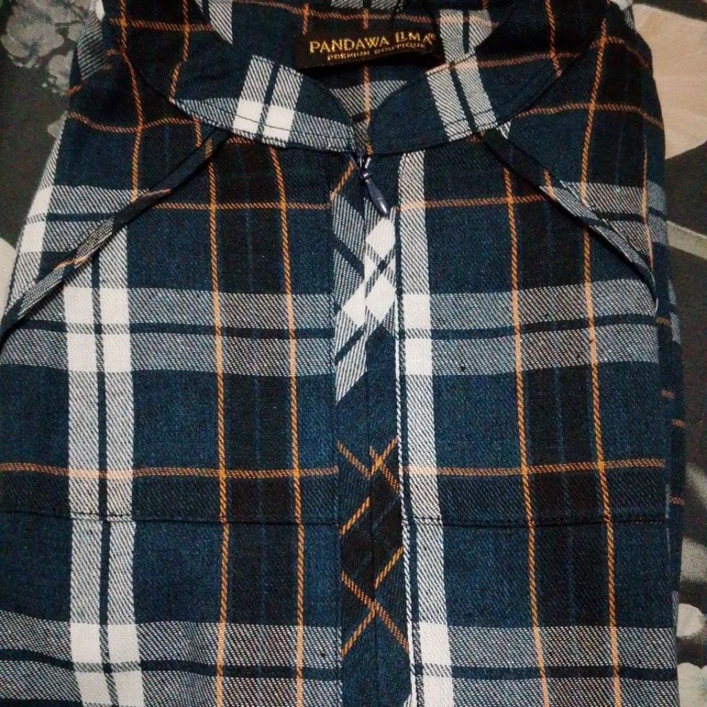 gamis flanel kotak