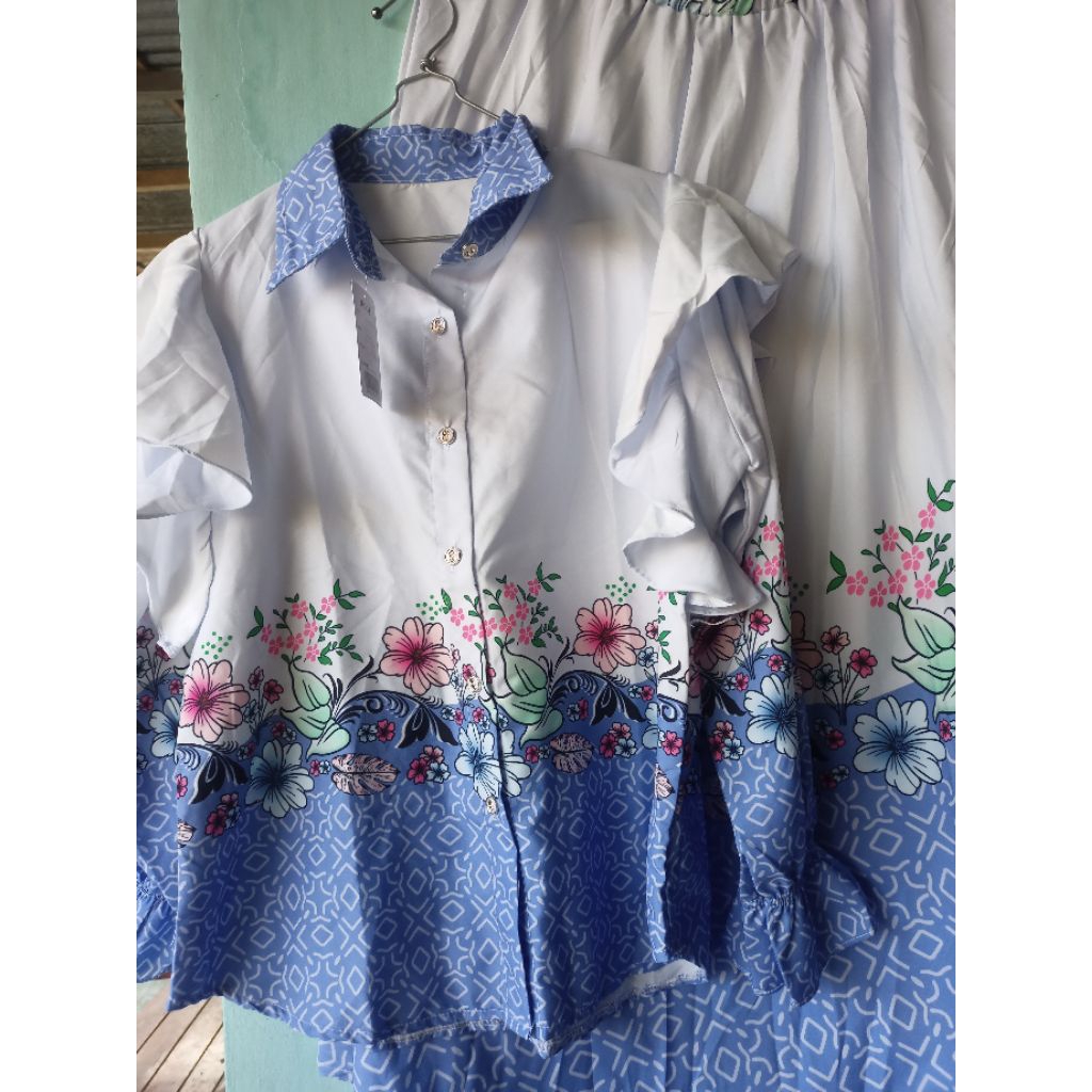 Setelan rok nooz manis