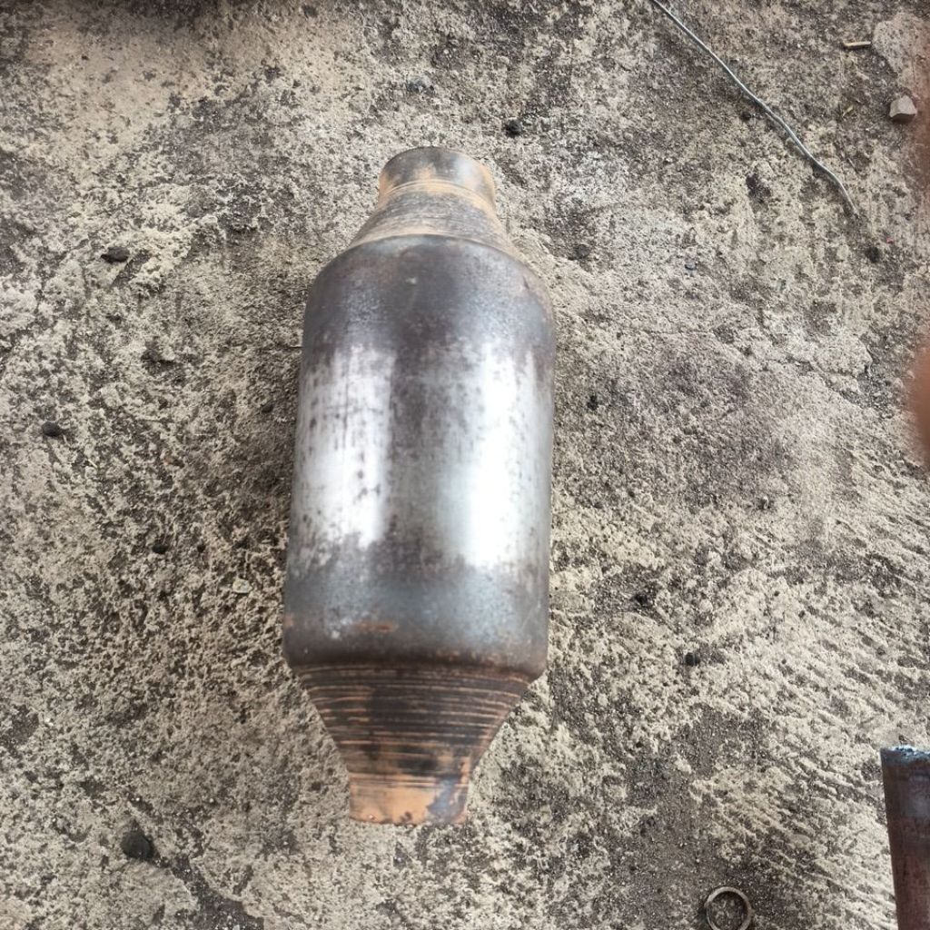 katalis knalpot bensin