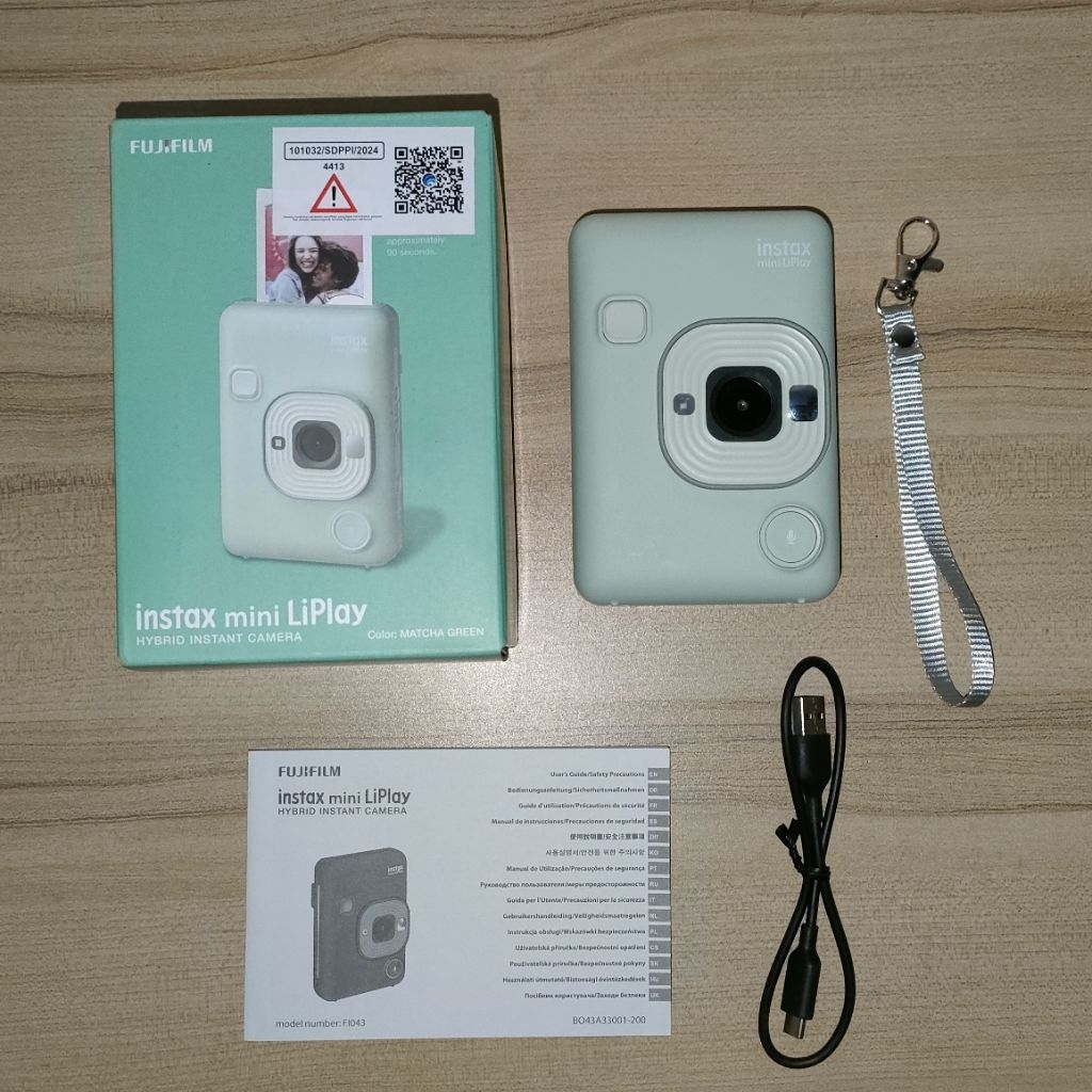 [SECOND] FUJIFILM INSTAX MINI LIPLAY HYBRID INSTANT CAMERA PRINTER MATCHA GREEN