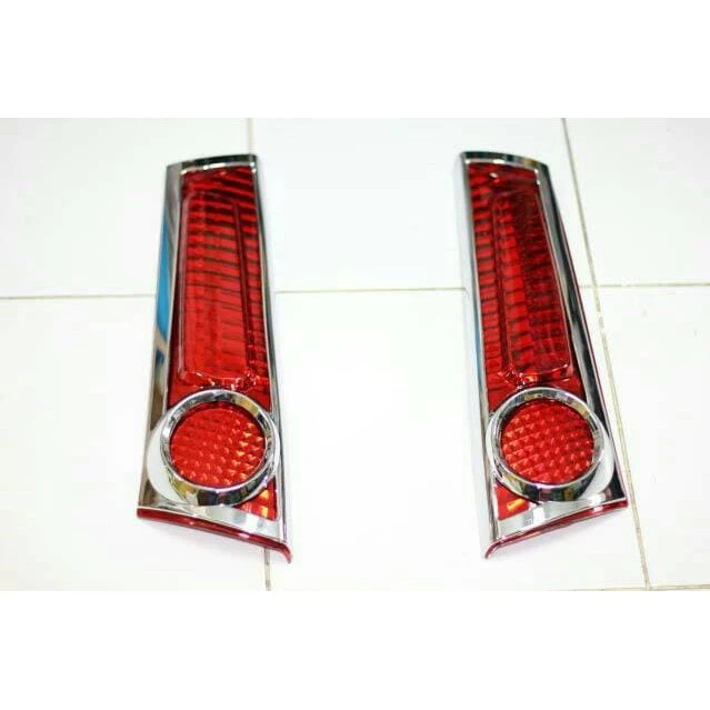 Paket Garnish + Reflektor Atas Mobil Avanza New 2007 - 2011