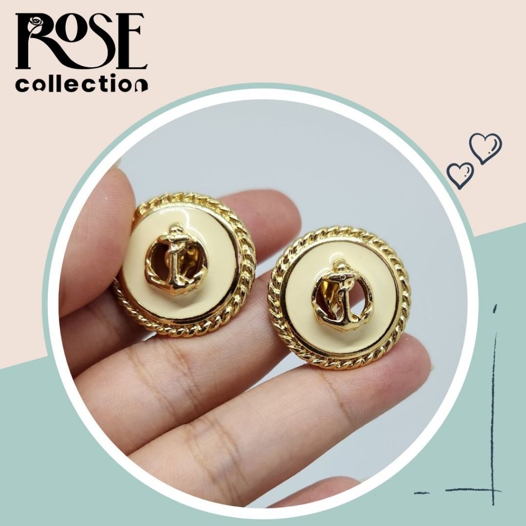 anting vintage monet clip