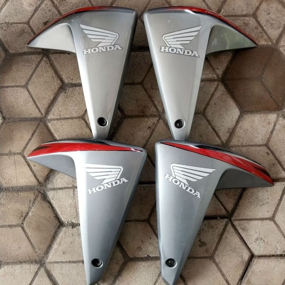 Sayap Tangki New Megapro Monoshock Series Karbu