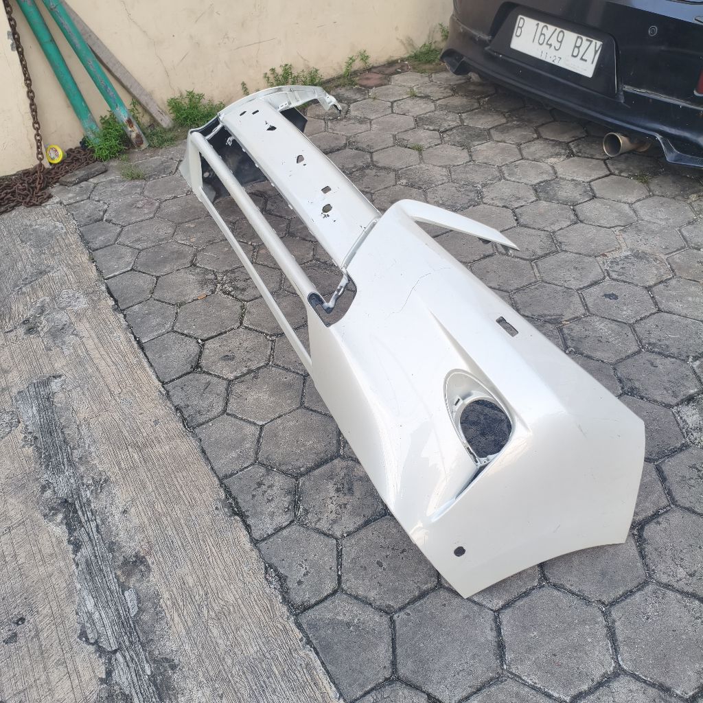 bumper bemper depan Lexus Rx270 RX270 facelift original