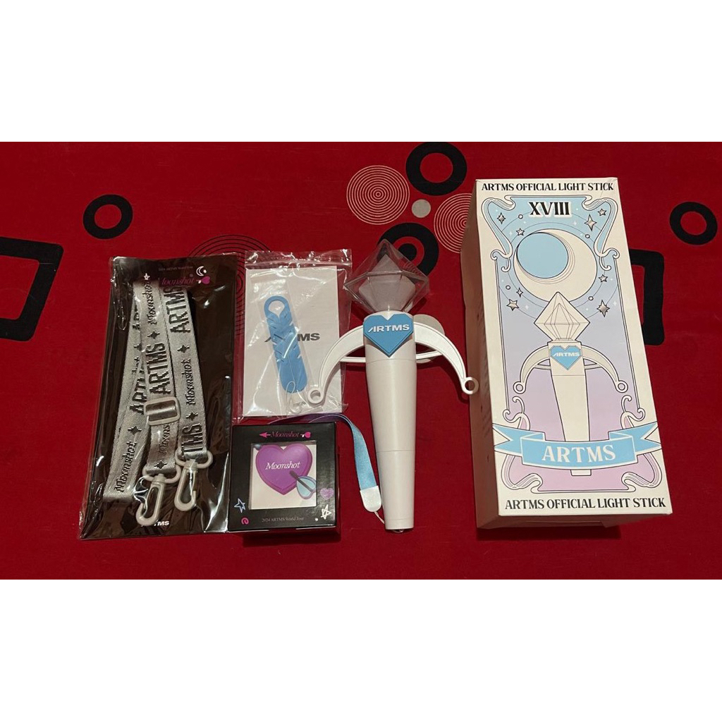 Official ARTMS Lightstick Set LOONA