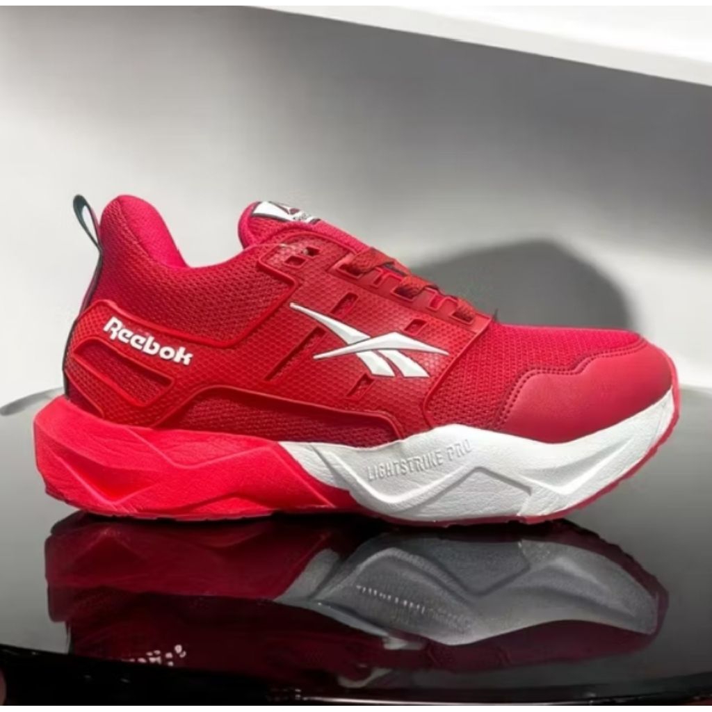 sepatu merah putih running terbaru pria dan wanita cocok buat joging