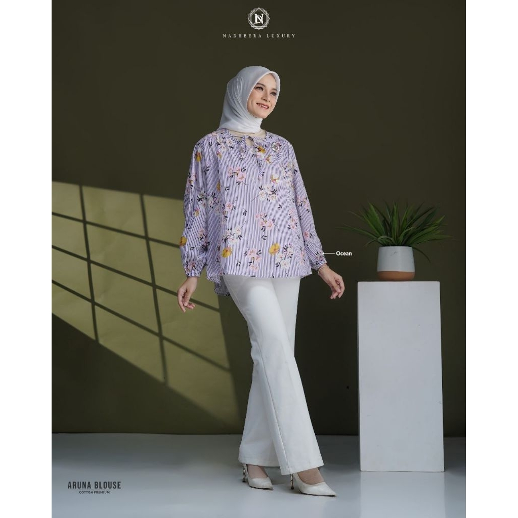Aruna Blouse Nadheera | Blouse Simple Nadheera Harga Spesial
