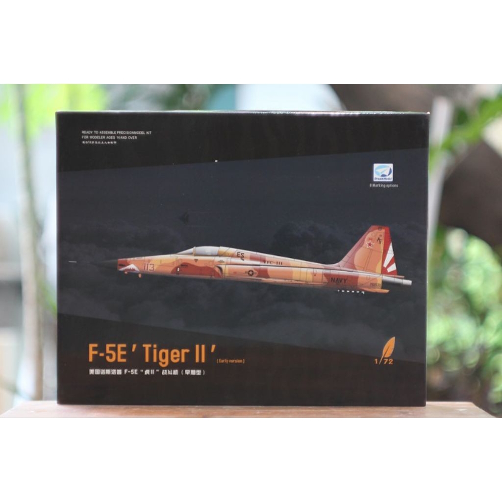 Model Kit Dream Model 1/72 F-5E Tiger II