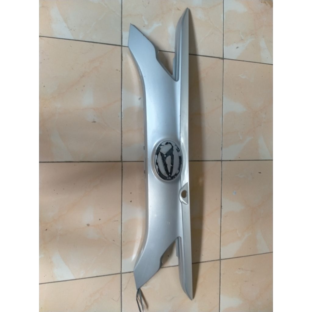 Trunklid bagasi Rush Terios 2018 2022