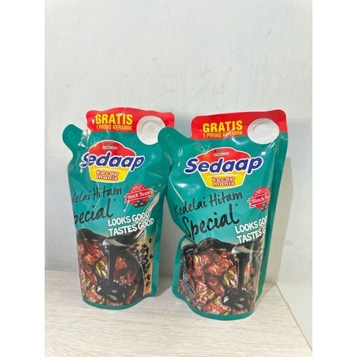 

1 Pcs Kecap Manis Sedaap Malika 550 ML ( PIRING AKAN DIKIRIM SESUAI STOK YANG ADA BENING/ KRAMIK )