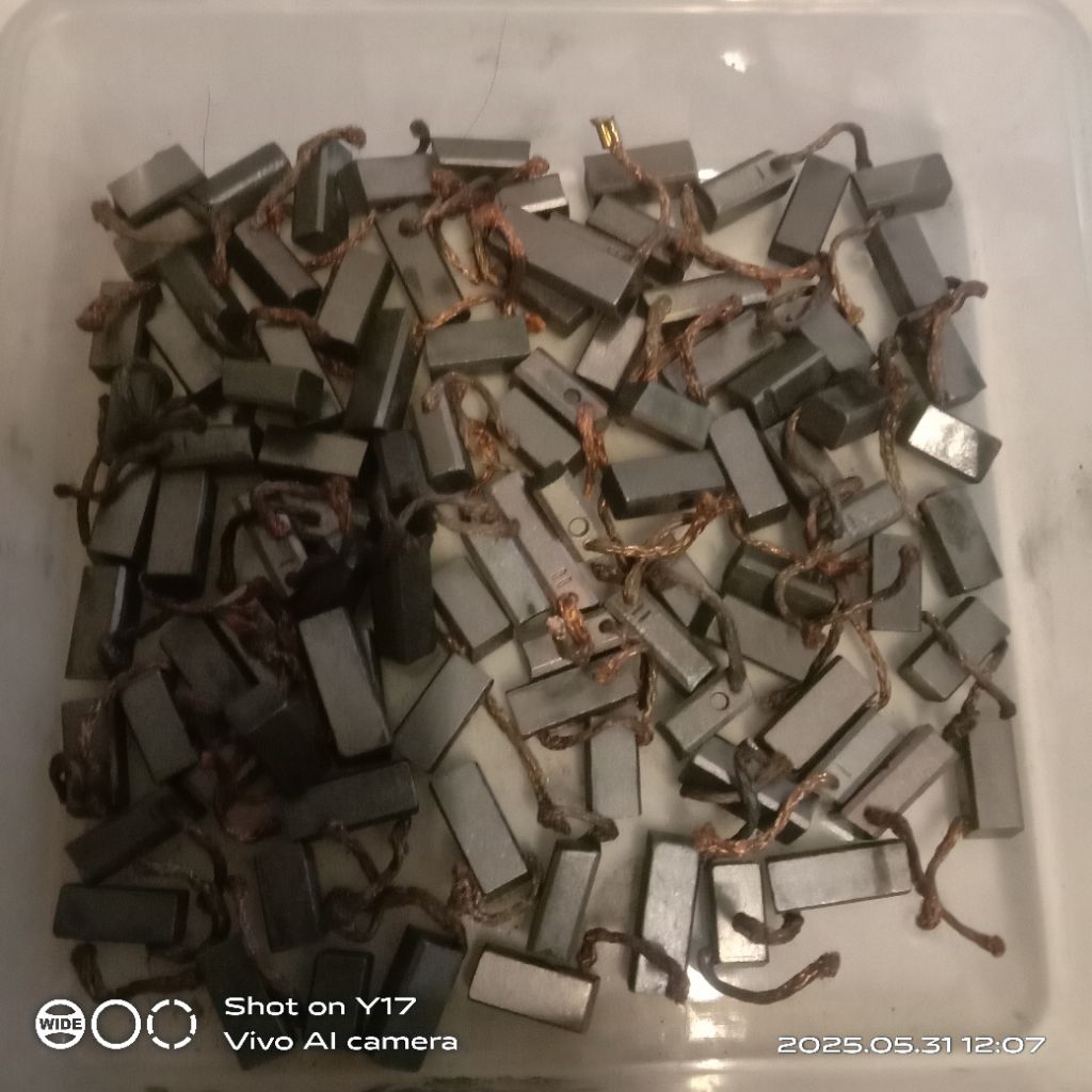 CARBON BRUSH ARENG DINAMO POWER WINDOW