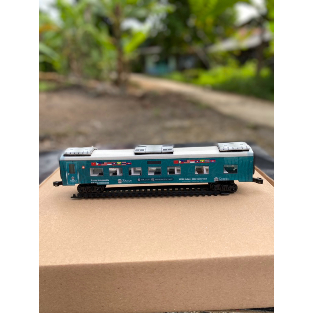 Mainan Miniatur Kereta Api BAHAN FULL AKRILIK, Gerbong Makan ASEAN RAILWAY paling murah,Mainan keret