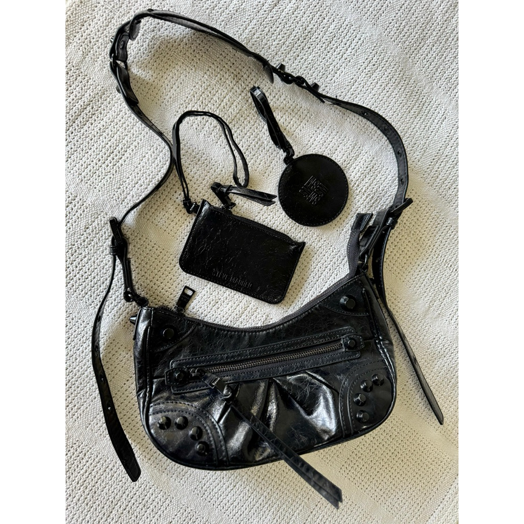 Preloved steve Madden BGLOWING Women’s Crossbody Bags - Black