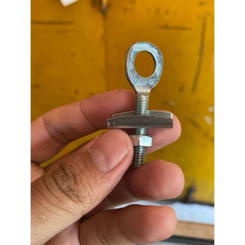 tensioner atau penyetel rantai sepeda (chain tensioner)