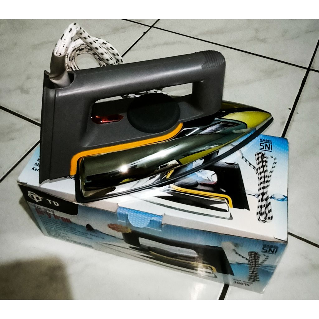 Setrika TD-333, Dry Iron/Gosokan baju