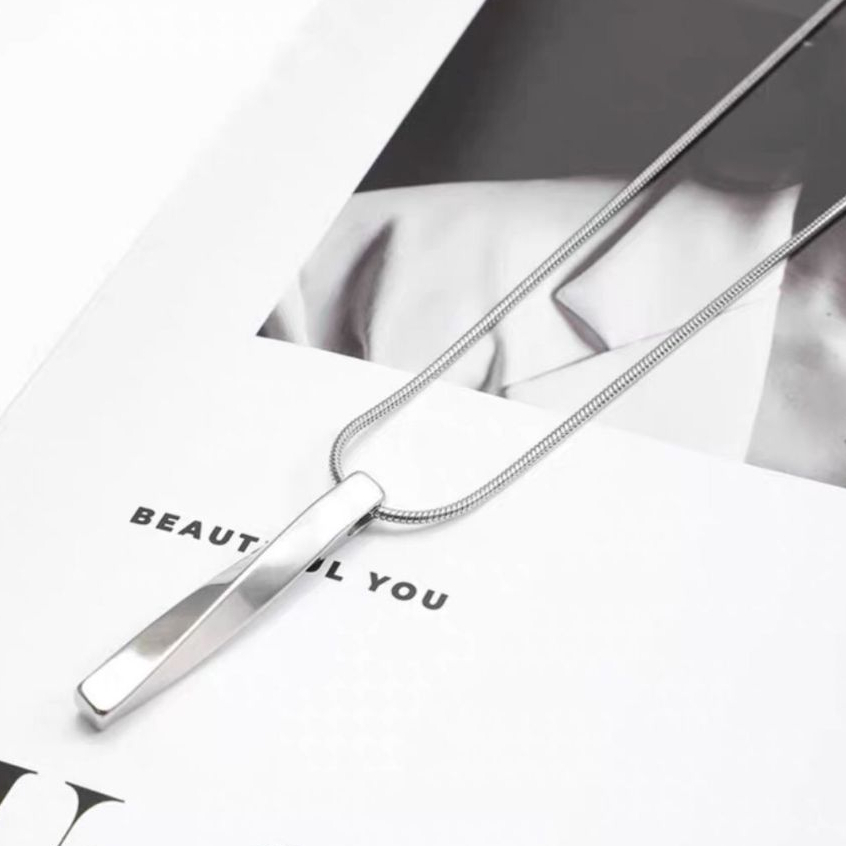 KALUNG TITANIUM PRIA WANITA MODEL BELUT LIONTIN BALOK TERLARIS