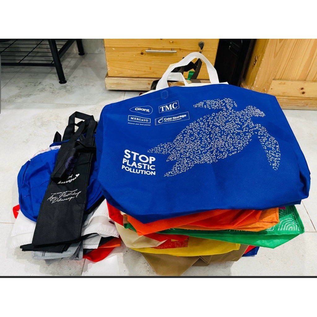 

Tas belanja 15pcs Shopping bag Goodie bag Spunbond Free Karet Jepang