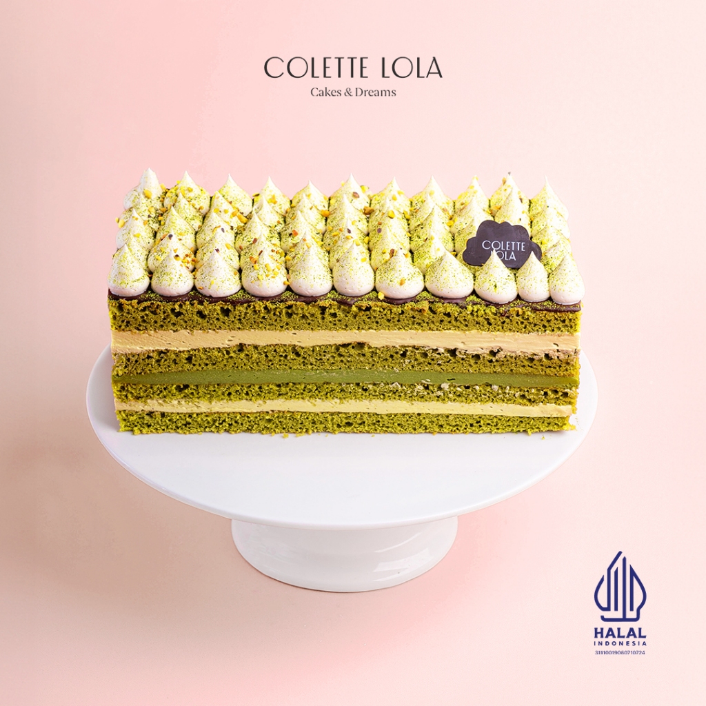 

Kue / Cake Colette Lola Matcha Pistachio Opera - 11cm × 22cm