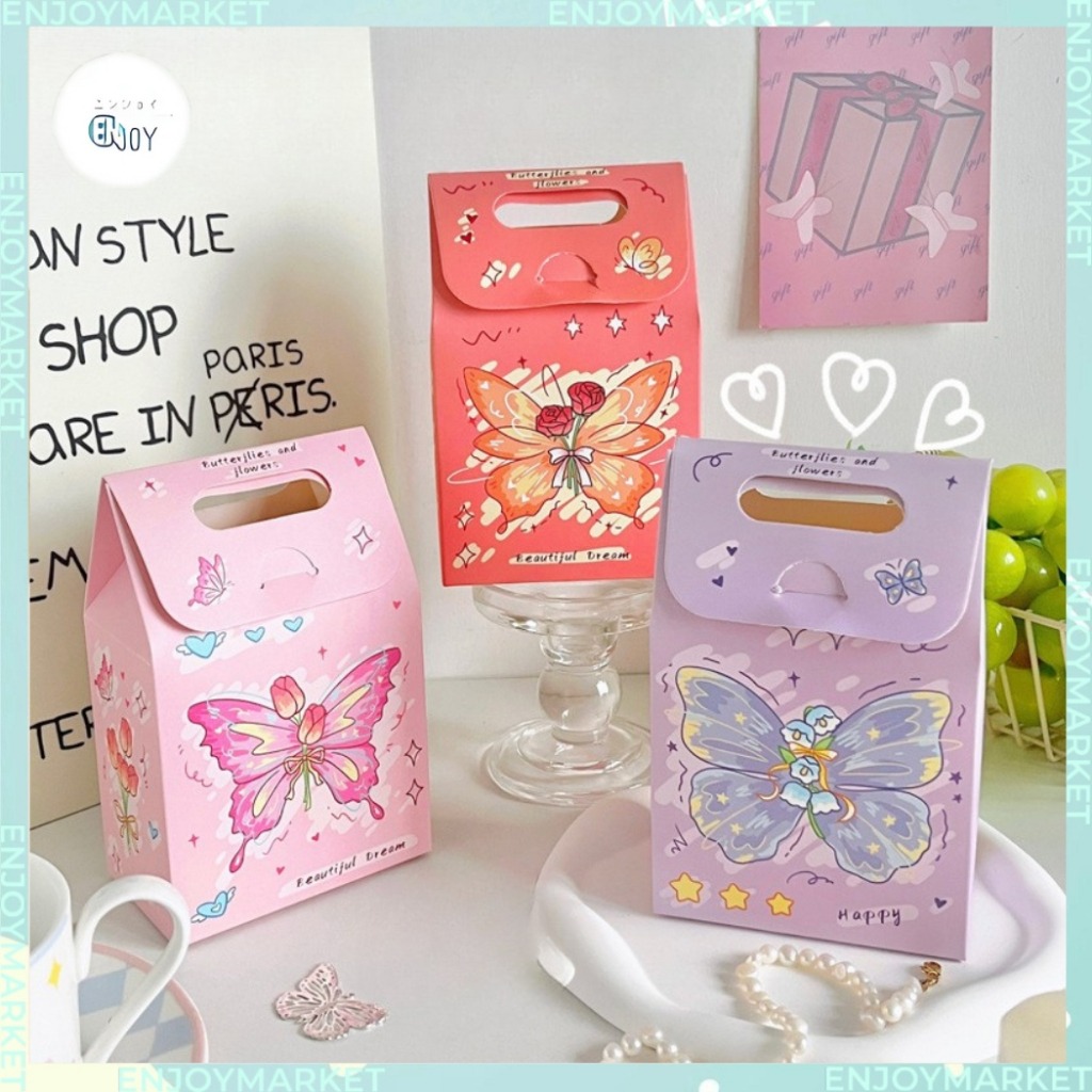 

Kotak Kado Isi Souvenir Hadiah Paper Bag Hadiah Ulang Tahun Motif Kupu Kupu Bag Hampers ST32